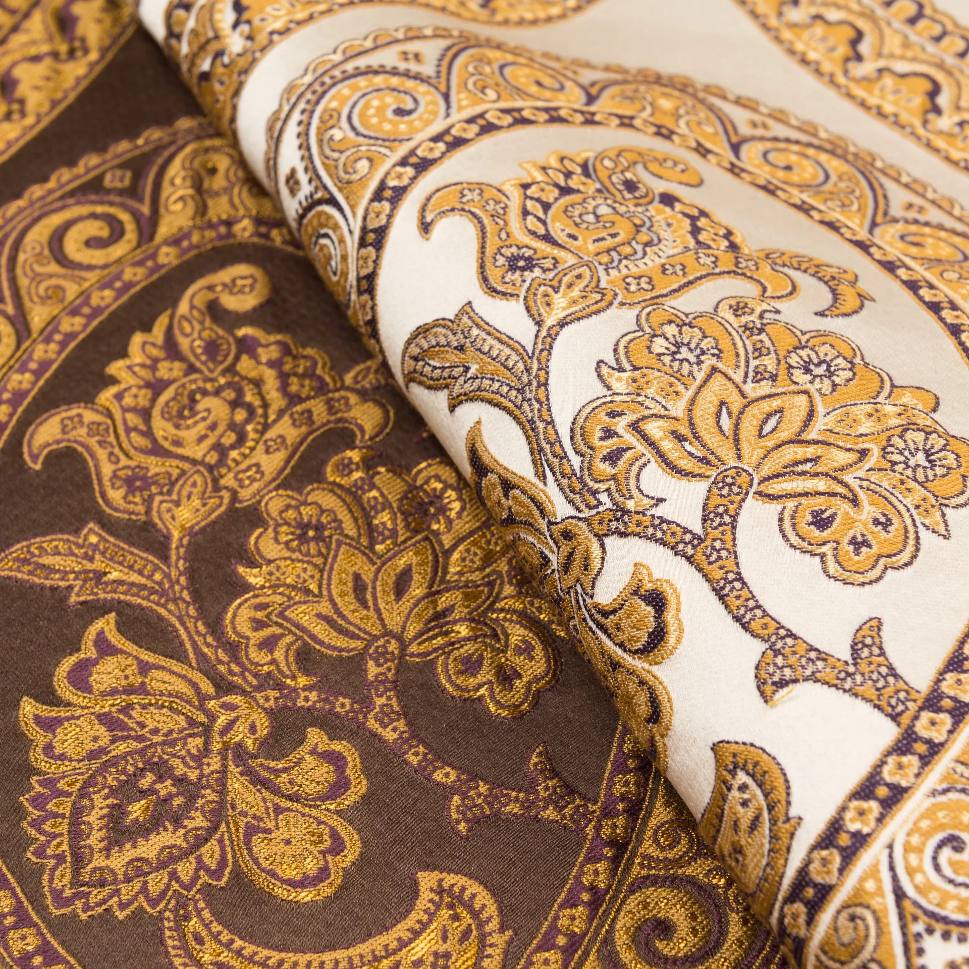Carpets & Floor Accents